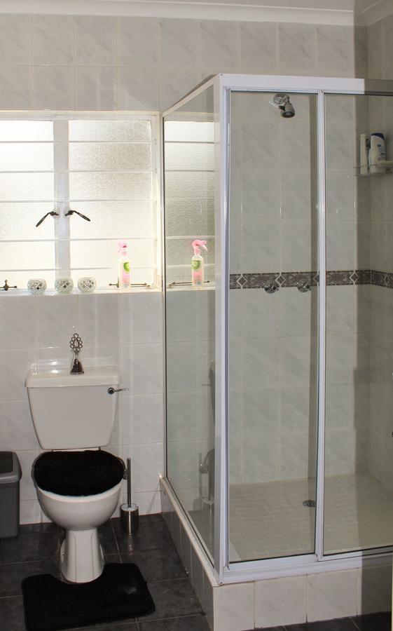 Vair'S Place Guest House In Sandton Paulshof - Apartment, Lux Suites & Spa Johannesburg Ngoại thất bức ảnh